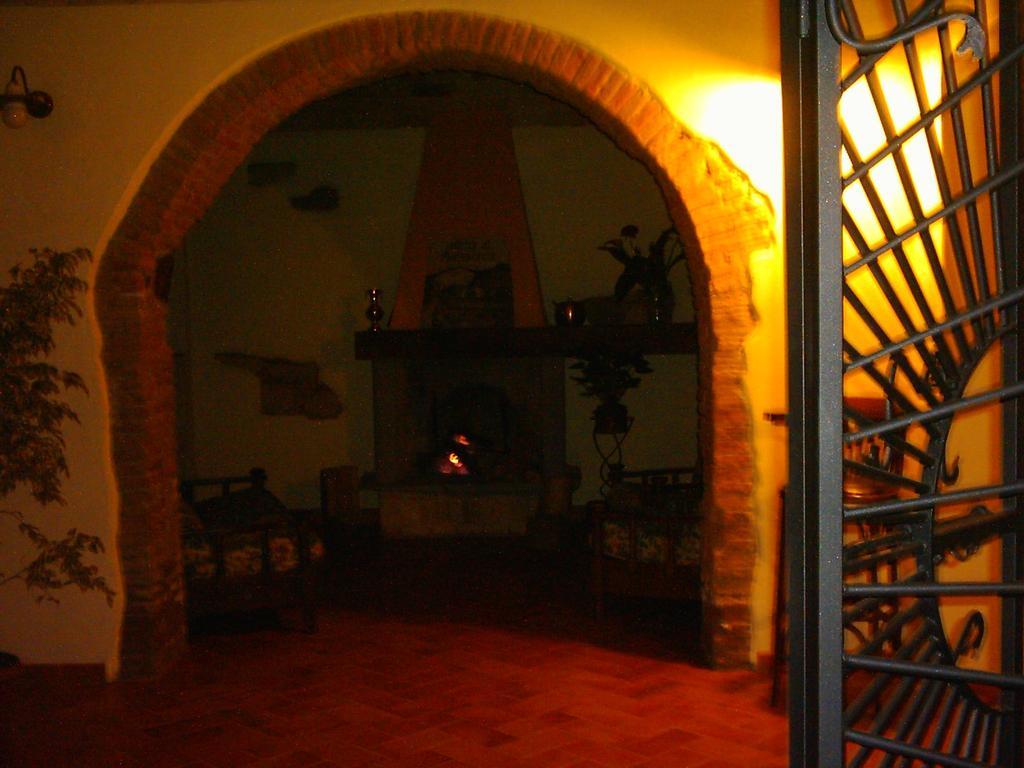Hotel Il Malandrone Rosignano Marittimo Exterior foto