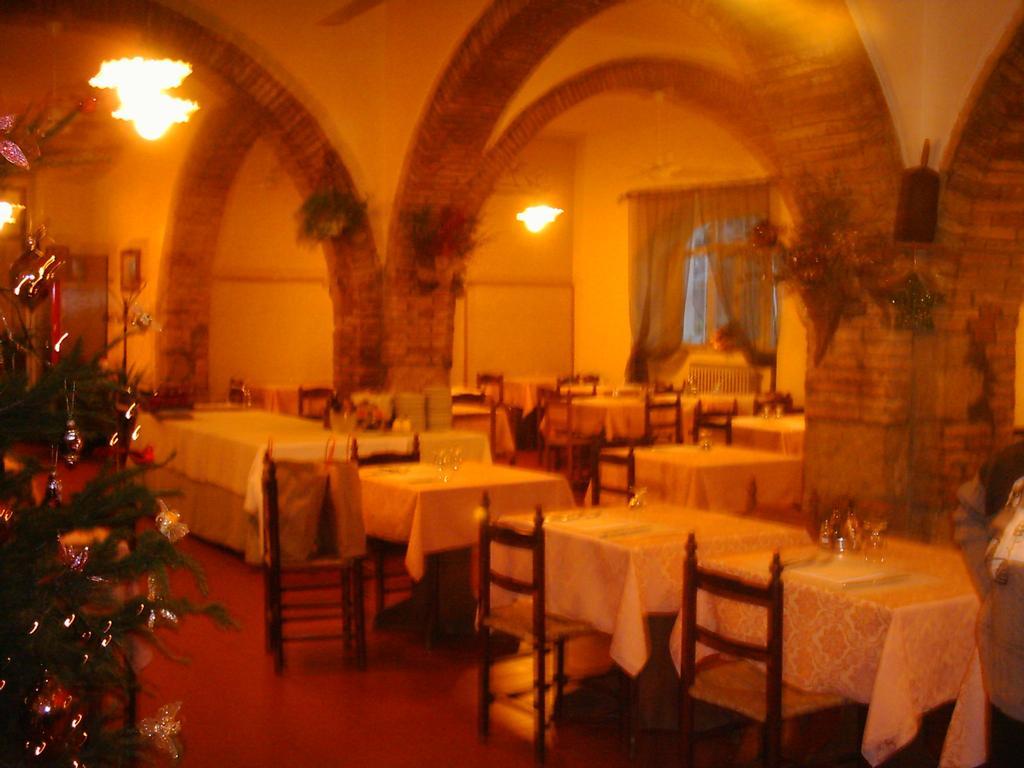 Hotel Il Malandrone Rosignano Marittimo Exterior foto
